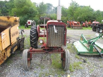 IH INTERNATIONAL FARMALL 140 OFFSET TRACTOR, 1084  