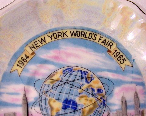 1964 65 NEW YORK Worlds FAIR ~ Souvenir PLATE ~ UNISPHERE 