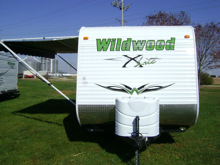 New 2012 Wildwood XLite 28BH Lightweight Travel Trailer w/Slideout 