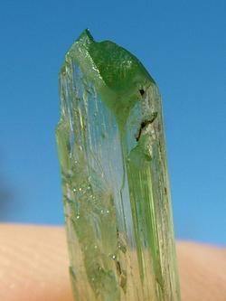 Hiddenite Crystal Hiddenite North Carolina Alexander County adams farm 