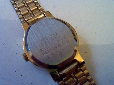 CUTE SMALL LADIES SECOND HAND SEIKO QUARTZ WATCH RUNS  