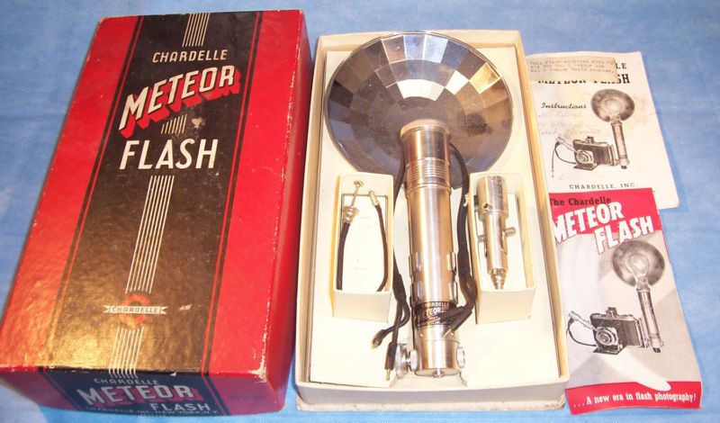 Chardelle Meteor Flash Film Photo Picture Camera Attachment Compur 