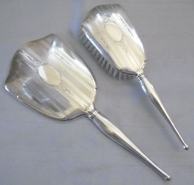   BIRKS STERLING 19 OZ 2pc ENGRAVED DRESSER SET MIRROR & BRUSH 1905 MARK