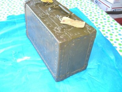 Vintage 1945 WW2 Barbers Field Case Kit  