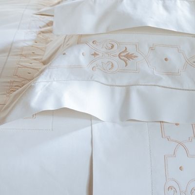 190 New Pair Yves Delorme Bastide All White 100% Linen Pillow Shams 