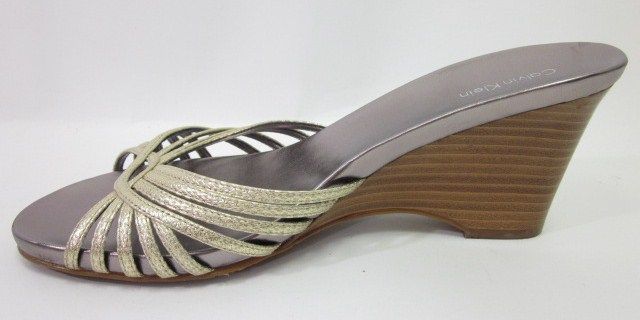 You are bidding on a CALVIN KLEIN Gold Metallic Strappy Slides Wedges 