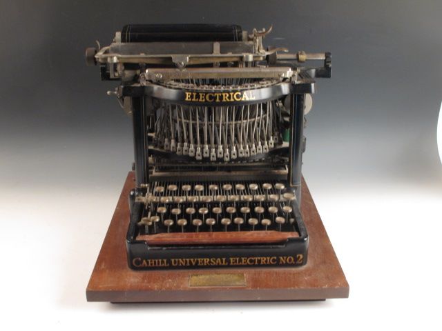 Vintage Electrical No. 2 Typewriter Cahill Universal  