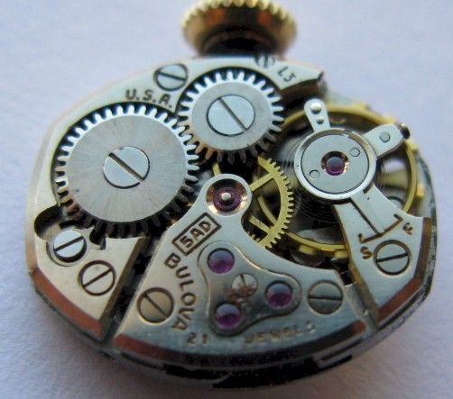 vintage Bulova 5AD 21 jewels lady watch movement  