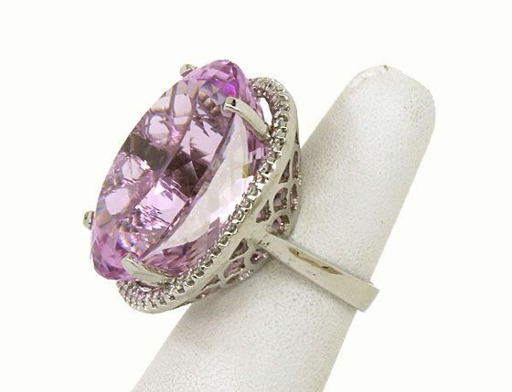 OPULENT 18K 77.83 CTS DIAMONDS & KUNZITE LADIES RING  