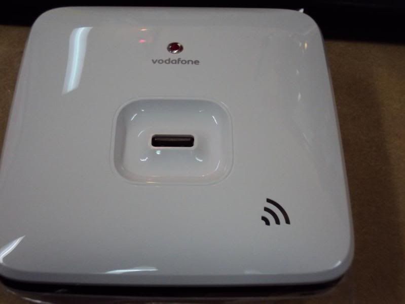 Dummy* Vodafone Mobile BroadBand WiFi USB Sharing Dock  