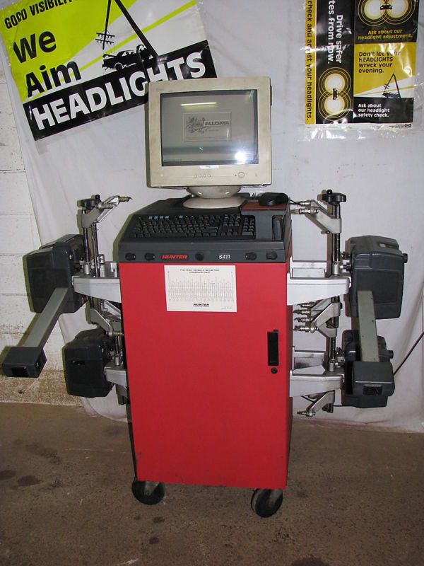 HUNTER S411 ALIGNMENT MACHINE UPDATED 2006  