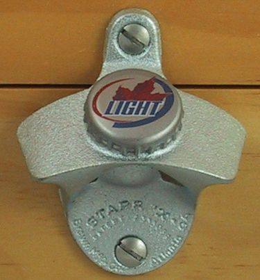 MOLSON LIGHT BOTTLE CAP Starr Wall Mount Opener Canada  