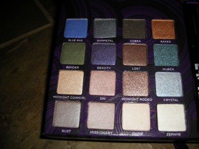 URBAN DECAY BOOK OF SHADOWS IV 16 COLOR SHADOW PALETTE/PRIMER/MASCARA 