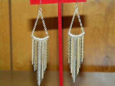 Avon Fringe Benefits Chain Earrings NiB  