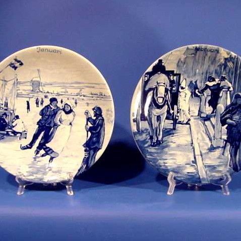 d626 Complete set of 12 Royal Delft Month Wall Plates  