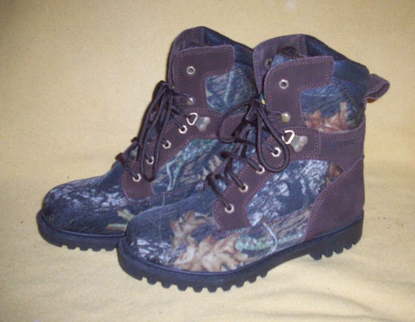 Survivors Mens Hunting/Snow Boots sz 8 (9725)  