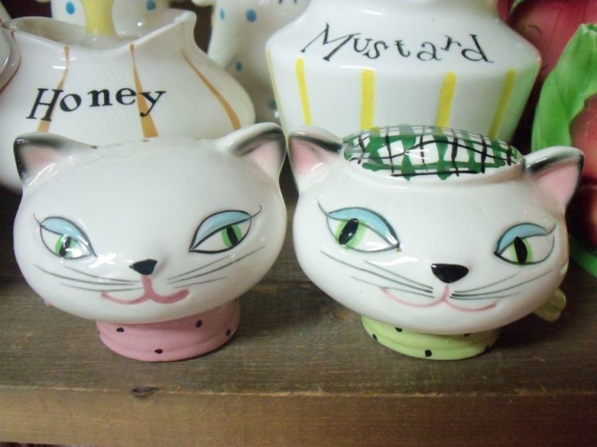 VTG HOLT HOWARD ASIAN COZY KITTEN SALT PEPPER SHAKERS  