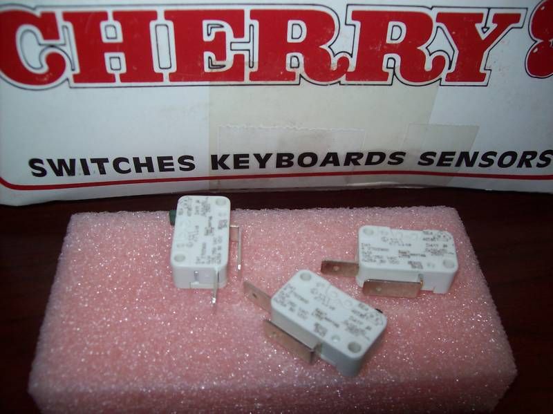 30 PCS SWITCHES KEYBOARDS MINIATURE P/N D41AVWAD  