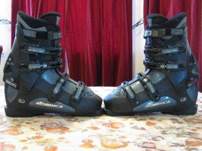 NORDICAEXOPOWER SKI BOOTS M 10.5 W 11.5 MONDO28.5  