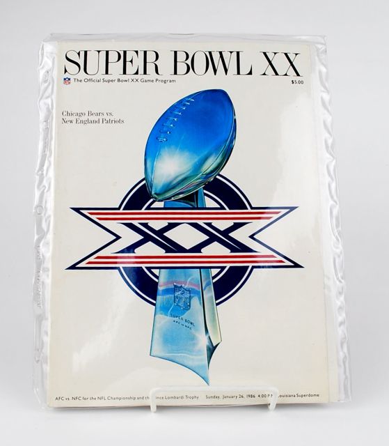 1986 Super Bowl XX Game Program Bears vs Patriots Product Image