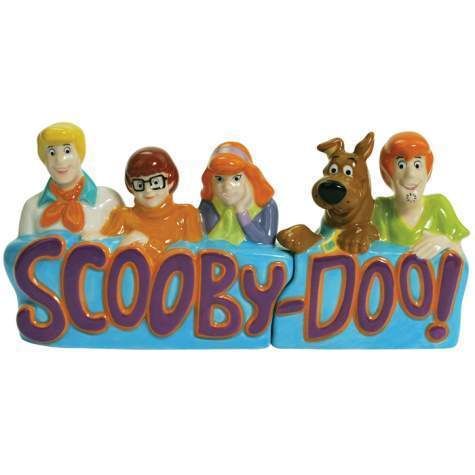 Scooby Doo and Gang Salt and Pepper Shakers shaker Set  